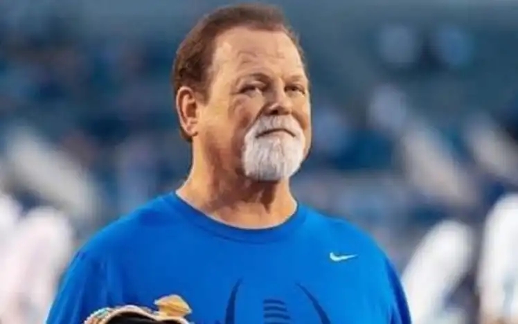 Jerry “The King” Lawler Returns To The Ring As Guest Manager